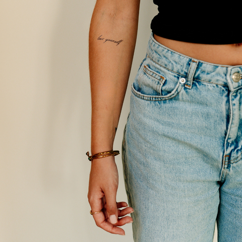 Nep tatovering tekst